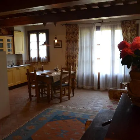 Podere Casalsole Country house *